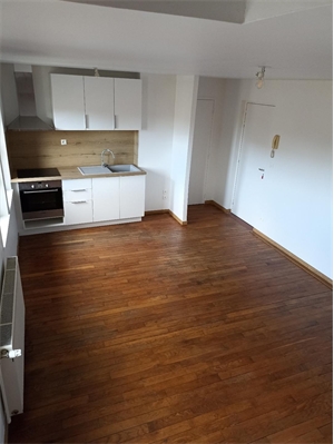 appartement à la location -   02200  SOISSONS, surface 59,62 m2 location appartement - APR736806